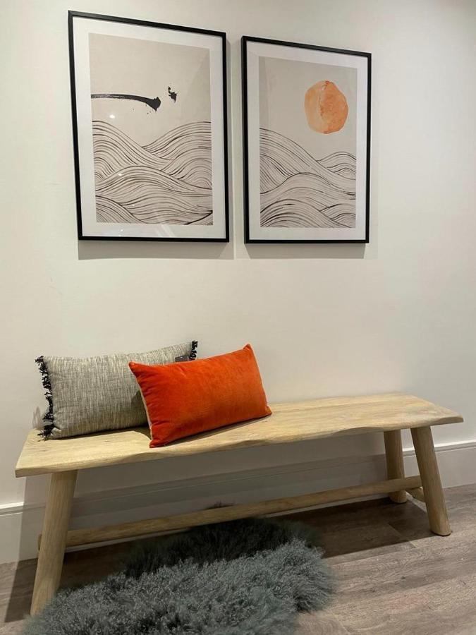 Brand New 3-Bedroom Home In Londen Buitenkant foto